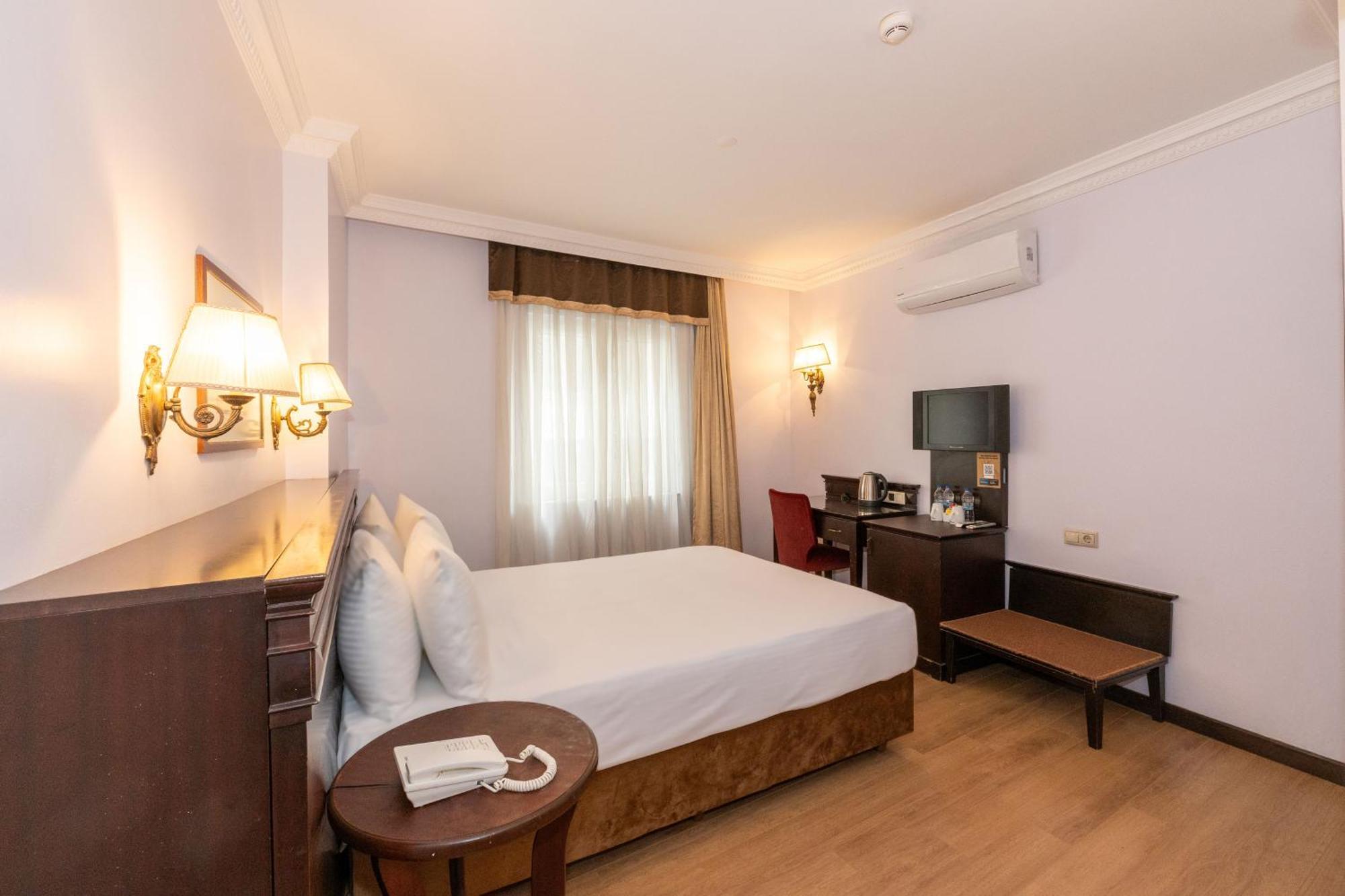 Pera Rose Hotel & Spa Istanbul Exterior foto