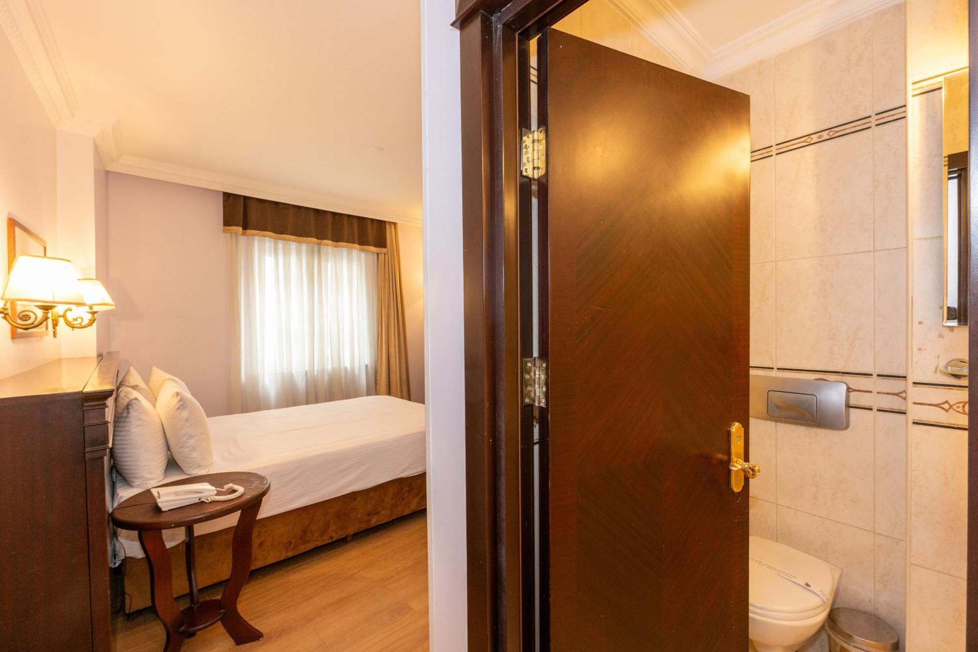 Pera Rose Hotel & Spa Istanbul Exterior foto