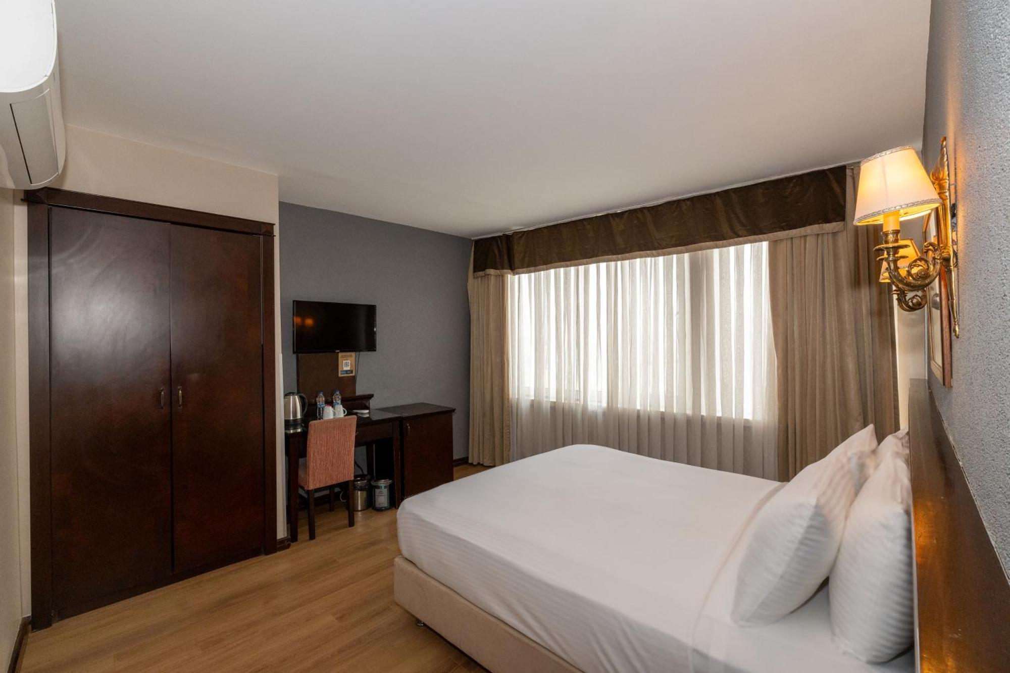 Pera Rose Hotel & Spa Istanbul Exterior foto